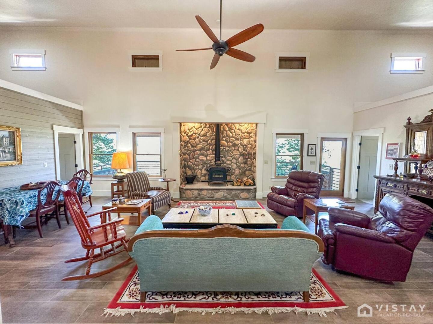 Вилла Summit Pines Hideaway - Amazing Mountain Views! Duck Creek Village Экстерьер фото