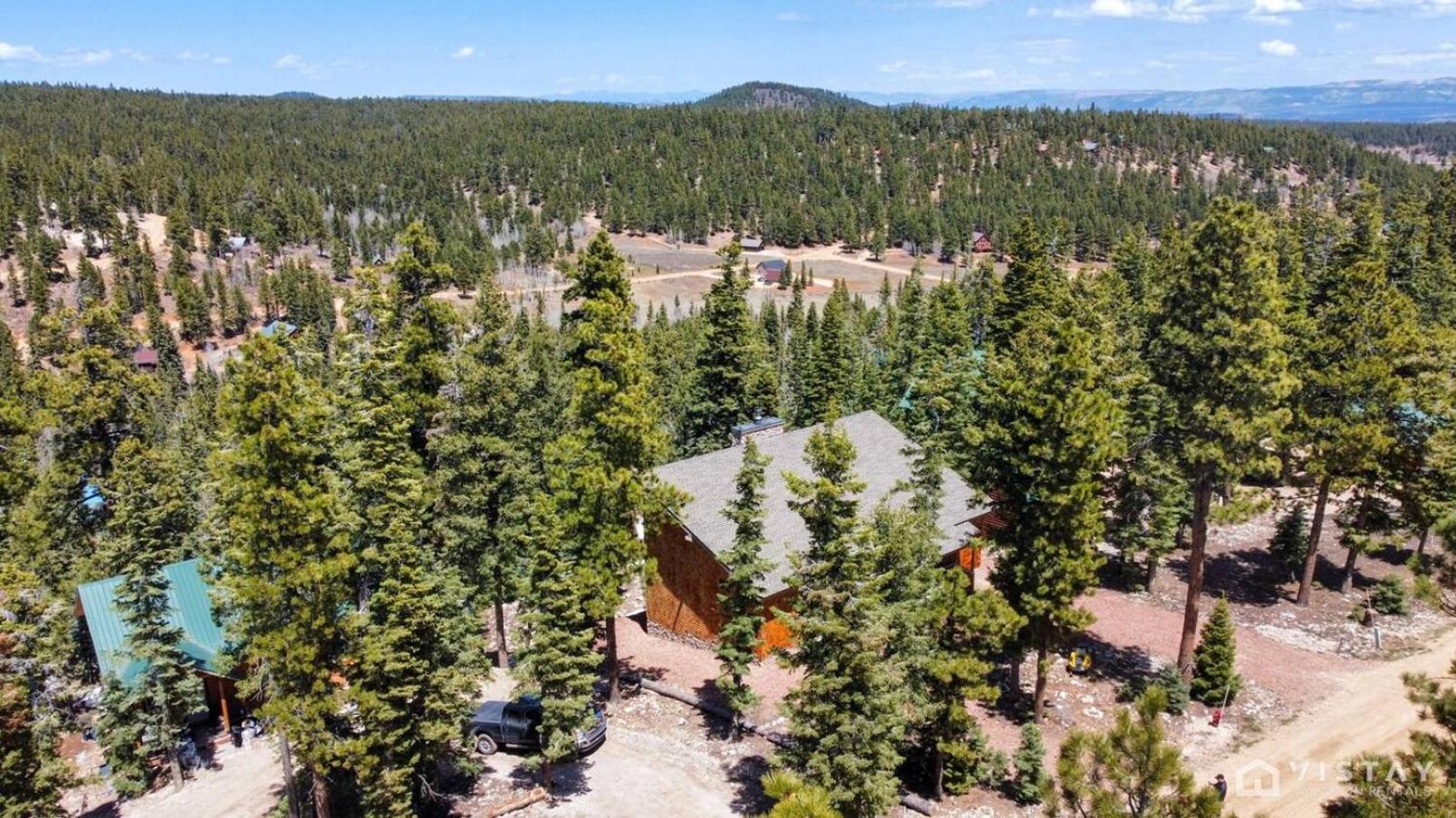 Вилла Summit Pines Hideaway - Amazing Mountain Views! Duck Creek Village Экстерьер фото